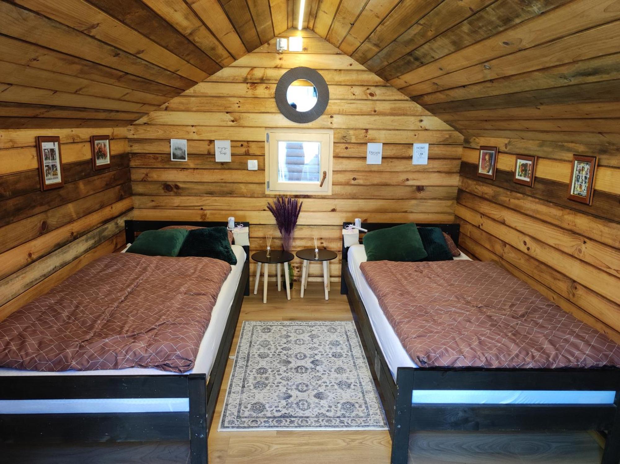 Hostel Sax Pub Ljubljana